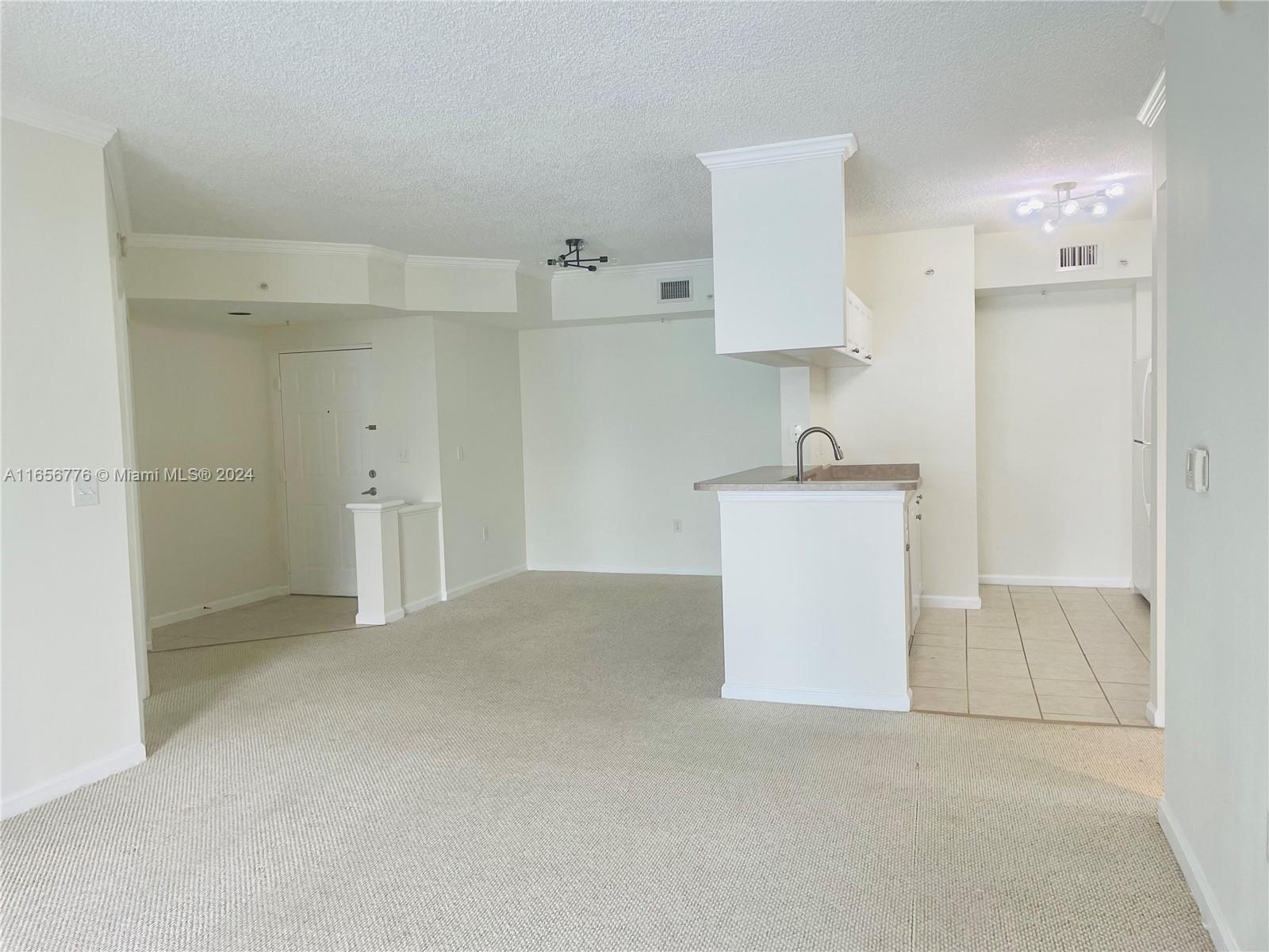 PORTO BELLAGIO CONDO - Residential Lease