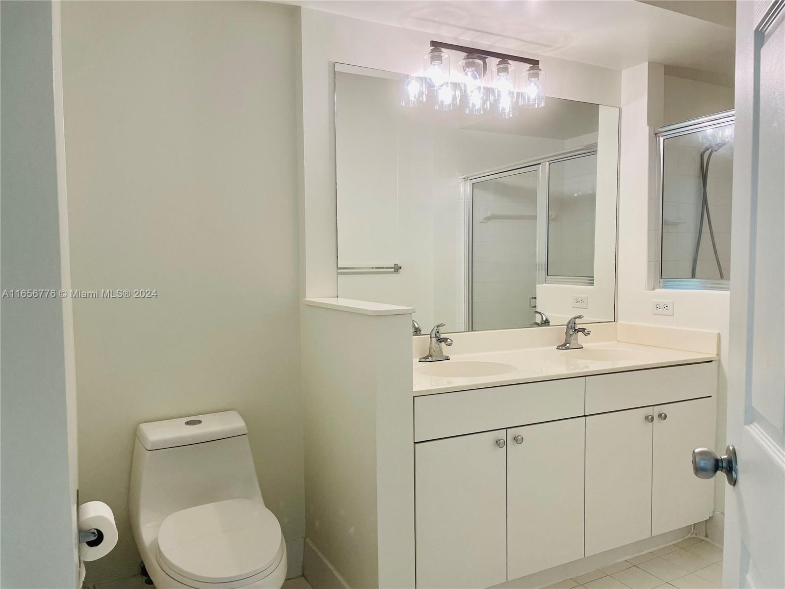 PORTO BELLAGIO CONDO - Residential Lease