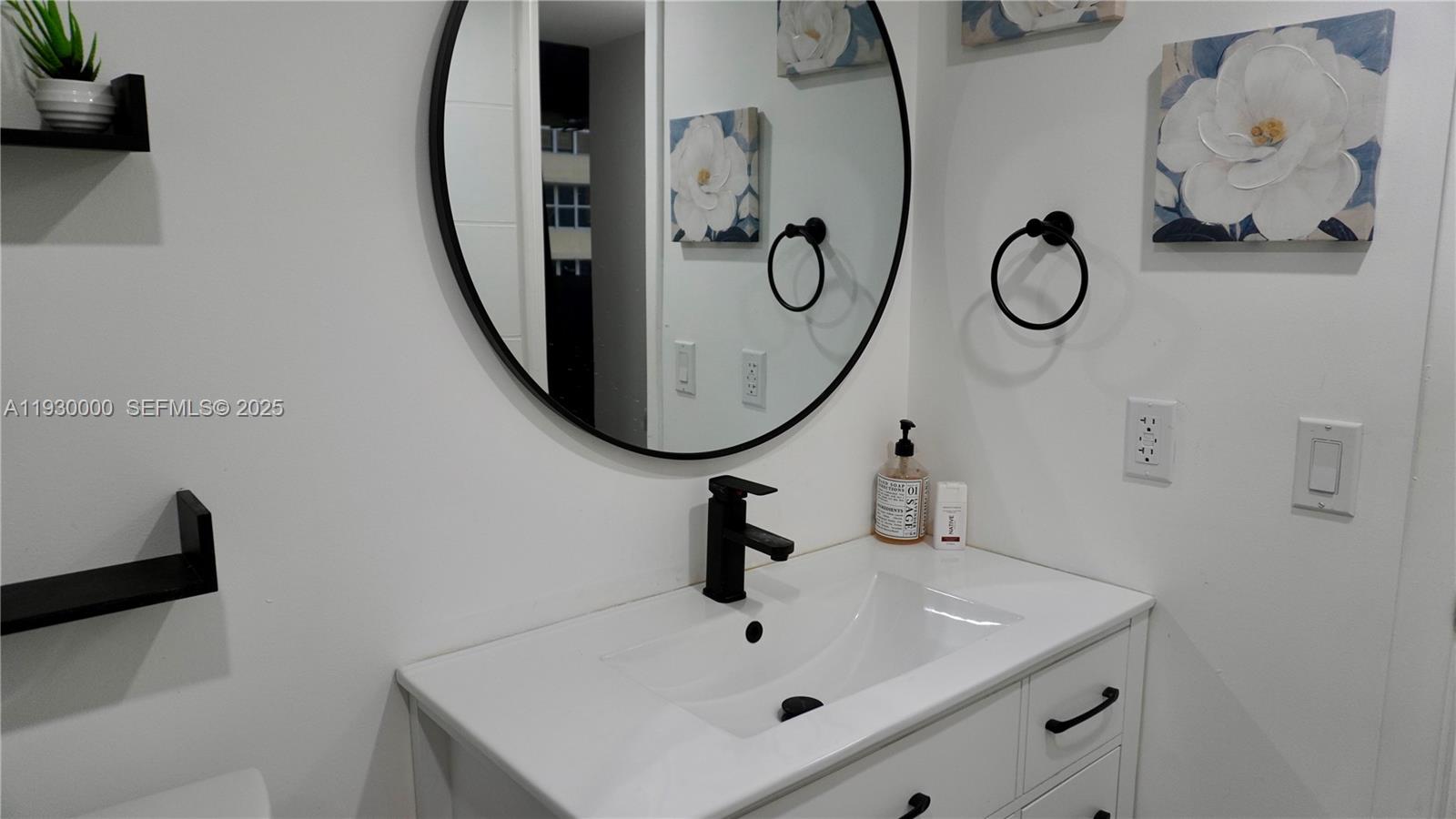 PLAZA TOWERS NORTH CONDO - Residential Lease