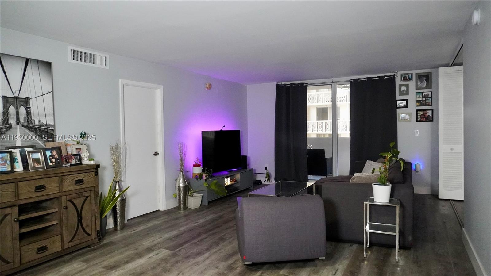 PLAZA TOWERS NORTH CONDO - Residential Lease