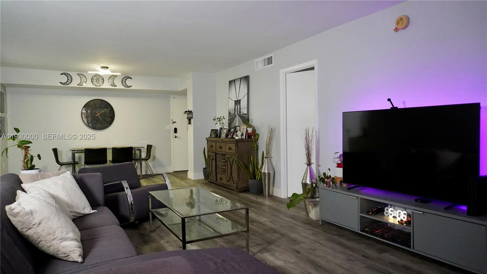 PLAZA TOWERS NORTH CONDO - Residential Lease