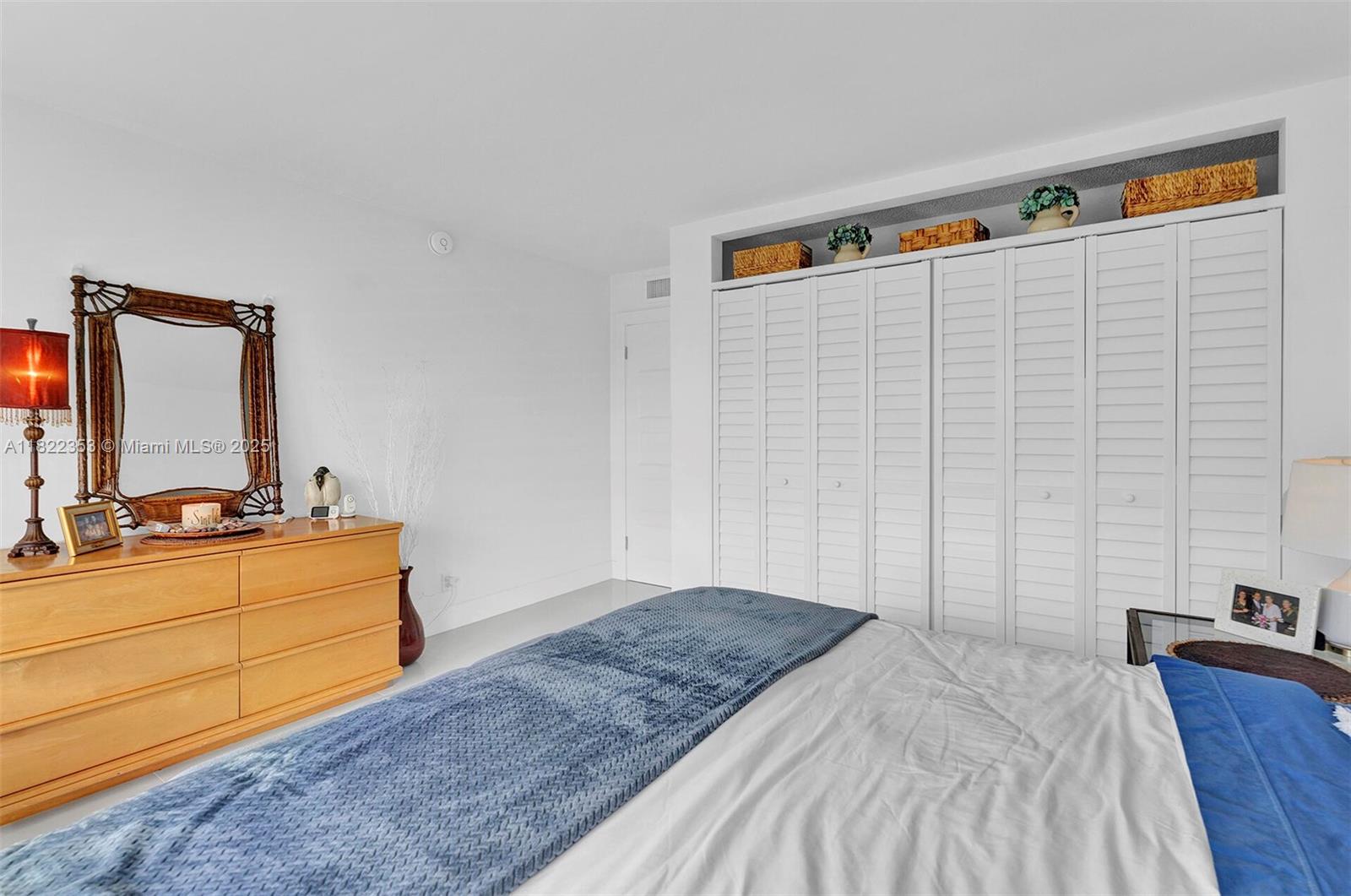 PLAYA DEL MAR CONDO - Residential