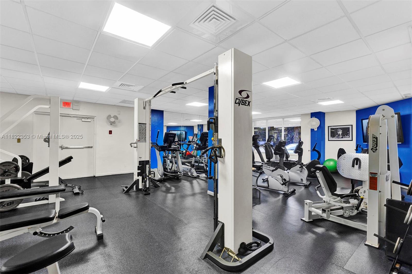 PLAYA DEL MAR CONDO - Residential