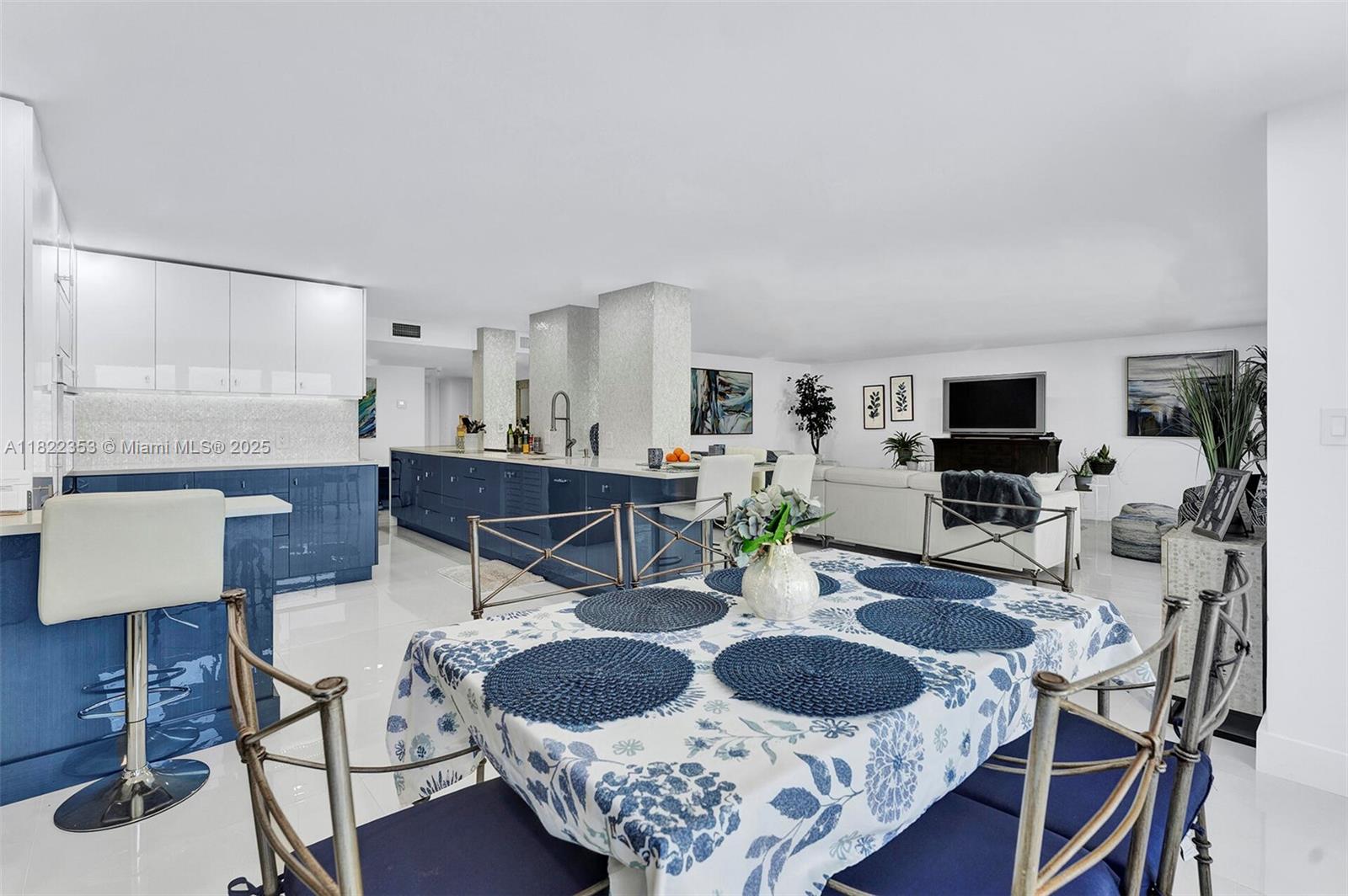 PLAYA DEL MAR CONDO - Residential