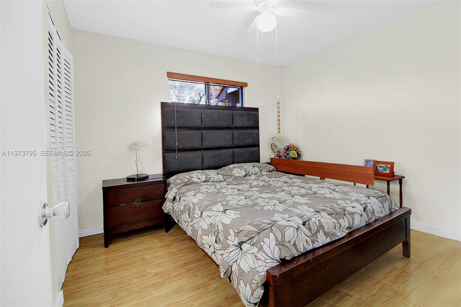 LAKES MEADOW VILG HOMES C - Residential