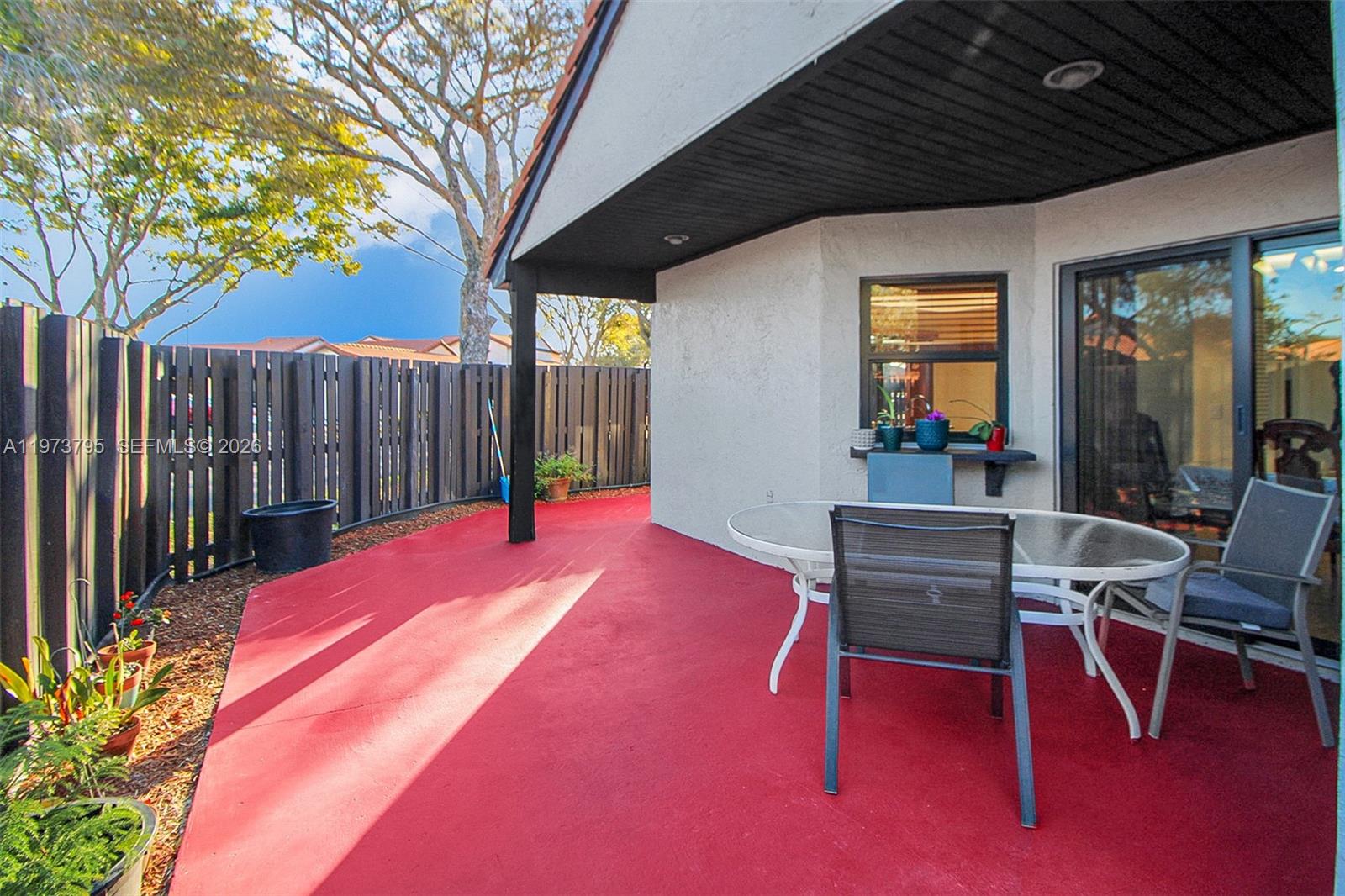 LAKES MEADOW VILG HOMES C - Residential