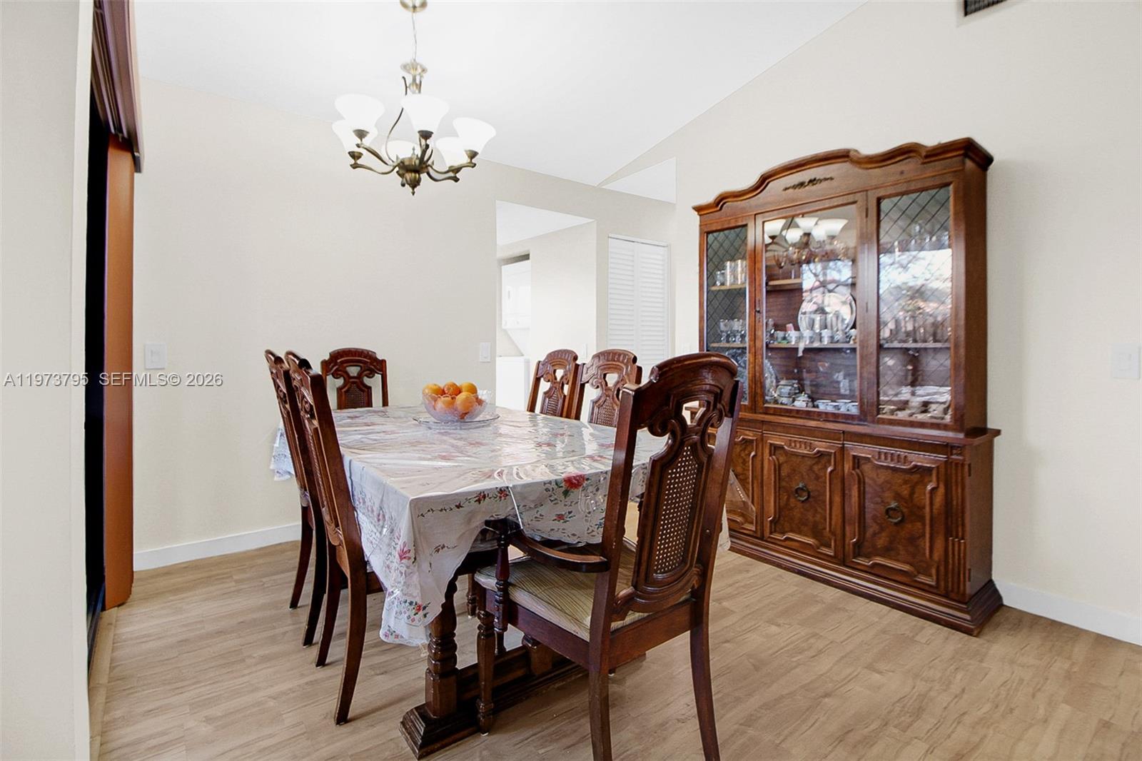 LAKES MEADOW VILG HOMES C - Residential