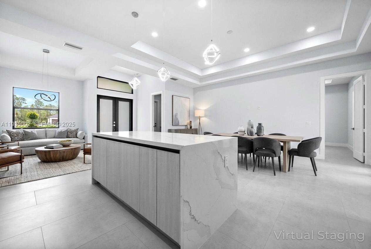 GOLDEN GATE ESTATES - Residential