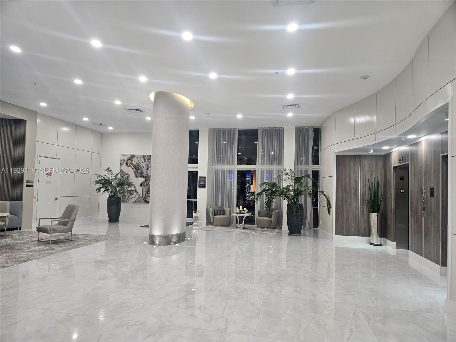 VENTURE AT AVENTURA EAST - Residential Lease