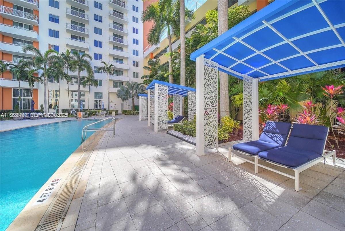 VENTURE AT AVENTURA EAST - Residential Lease