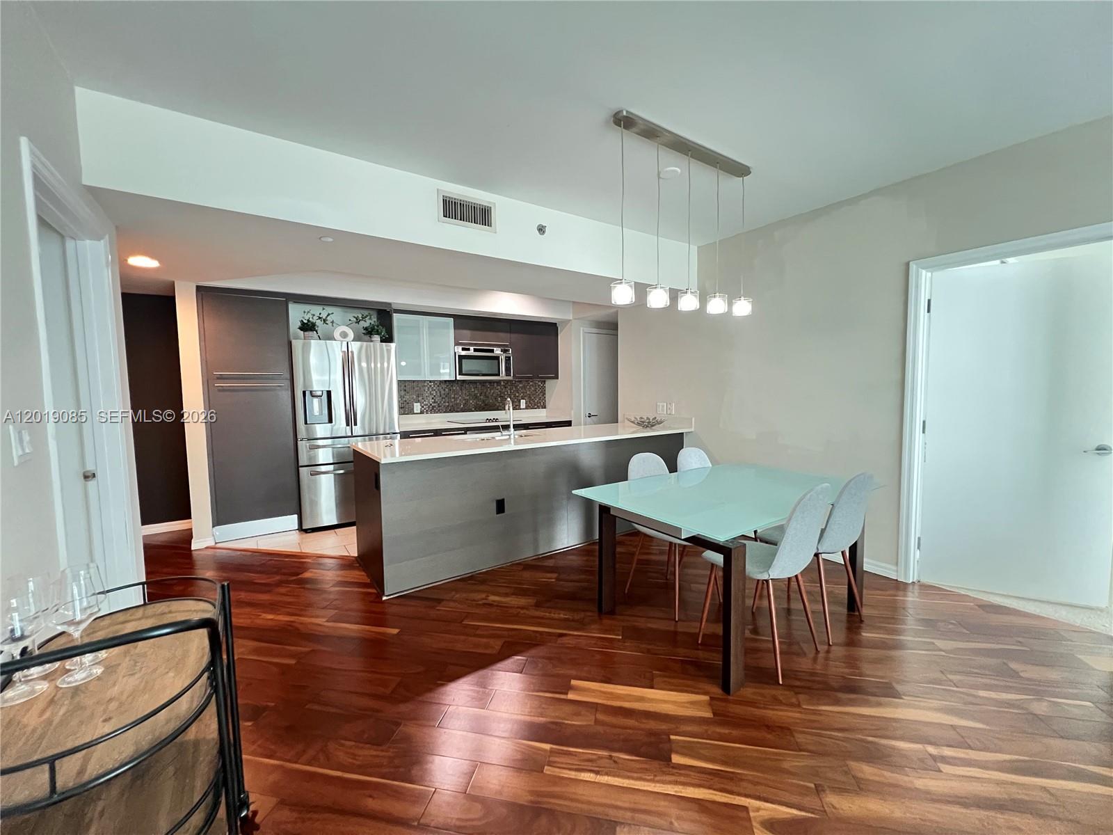 500 BRICKELL WEST CONDO - Residential