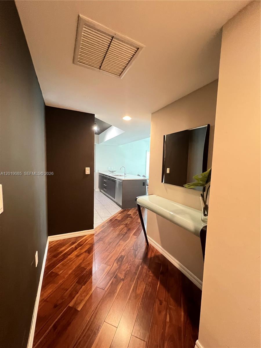 500 BRICKELL WEST CONDO - Residential