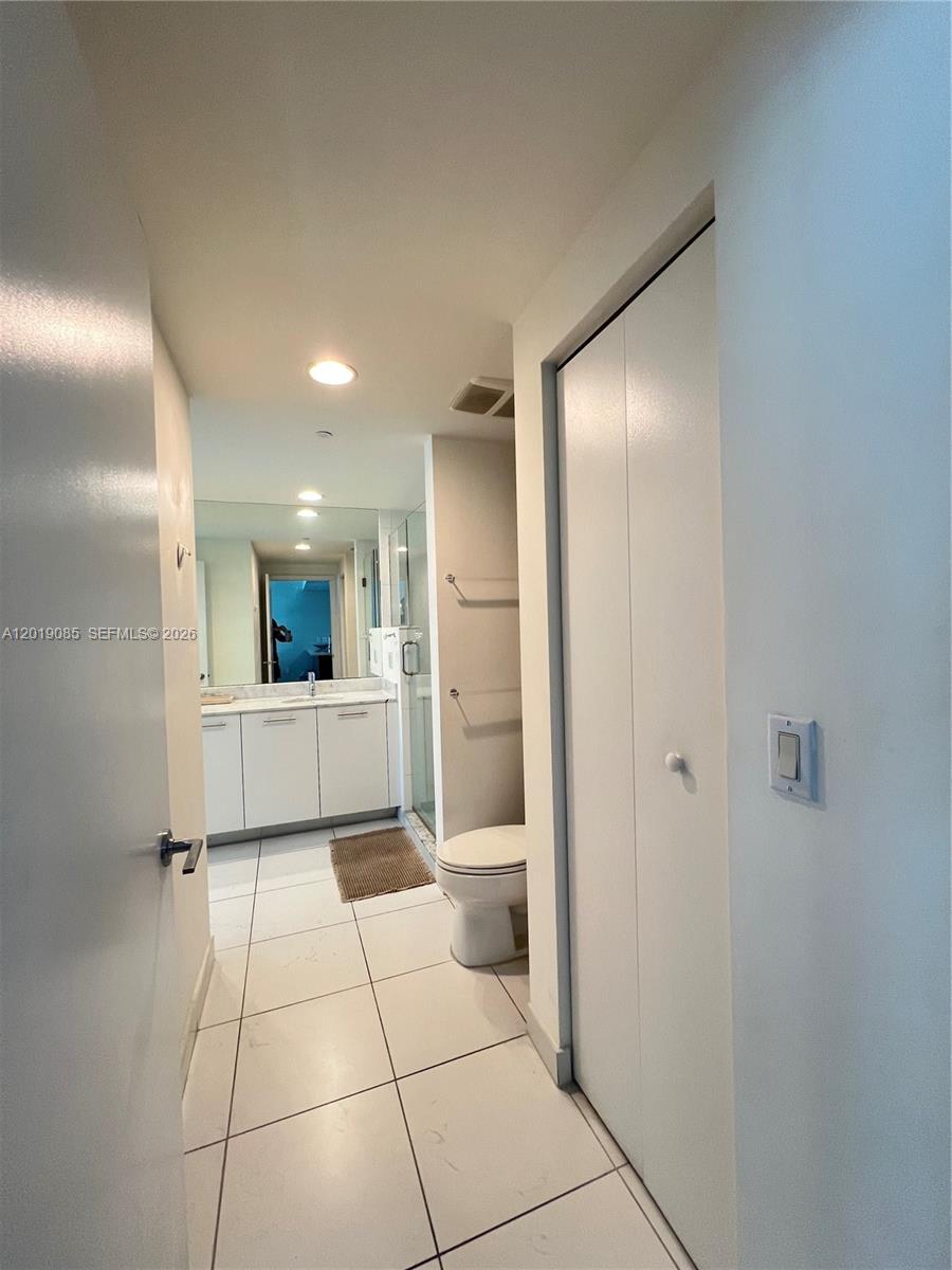 500 BRICKELL WEST CONDO - Residential