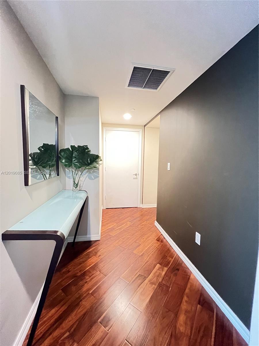 500 BRICKELL WEST CONDO - Residential