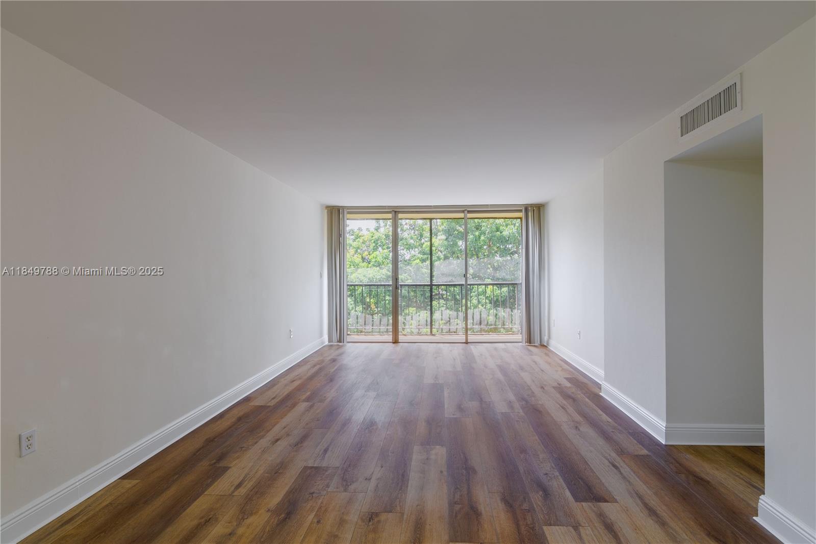 Welcome to 8870 Fontainebleau Blvd #410, a freshly painted 2-bed, 1-bath condo with brand-new laminated floors. This move-in-ready unit offers a clean, modern feel and excellent value. Located in the heart of Fontainebleau, enjoy unbeatable access to major expressways including 826, 836, and the Turnpike perfect for commuting across Miami. Just minutes from FIU, the airport, shopping, and dining. Ideal for tenants looking for location, comfort, and convenience.