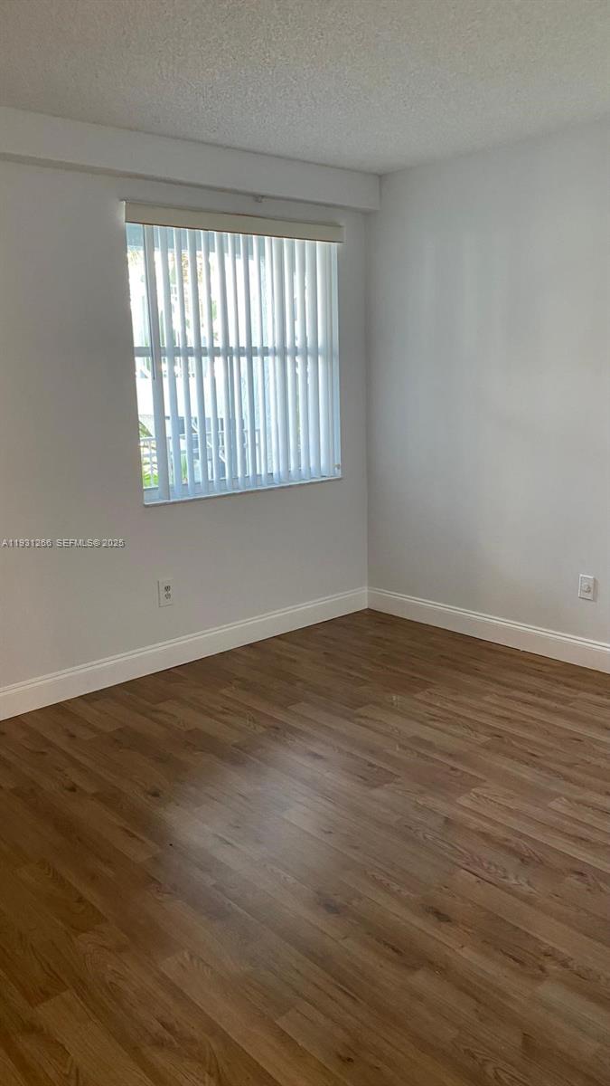LA VIA CONDO - Residential Lease
