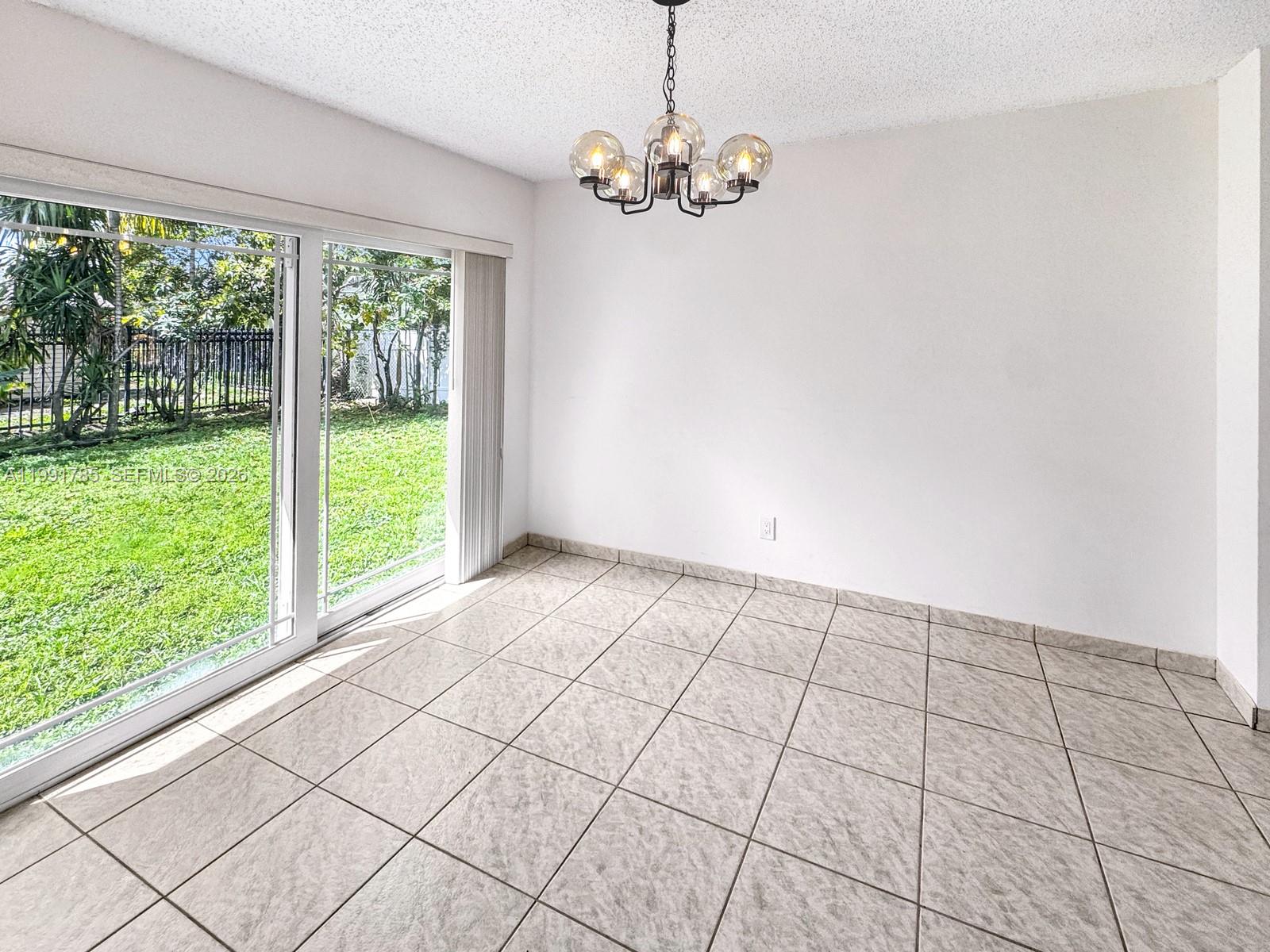 RAINBOW MIRAMAR - Residential