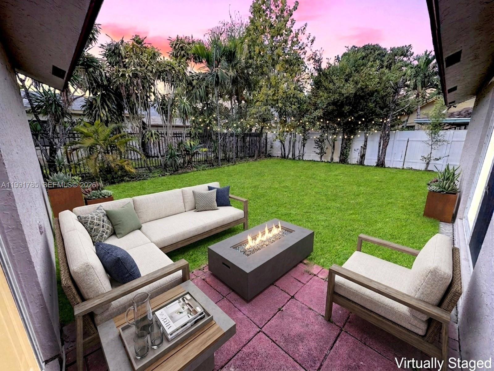 RAINBOW MIRAMAR - Residential