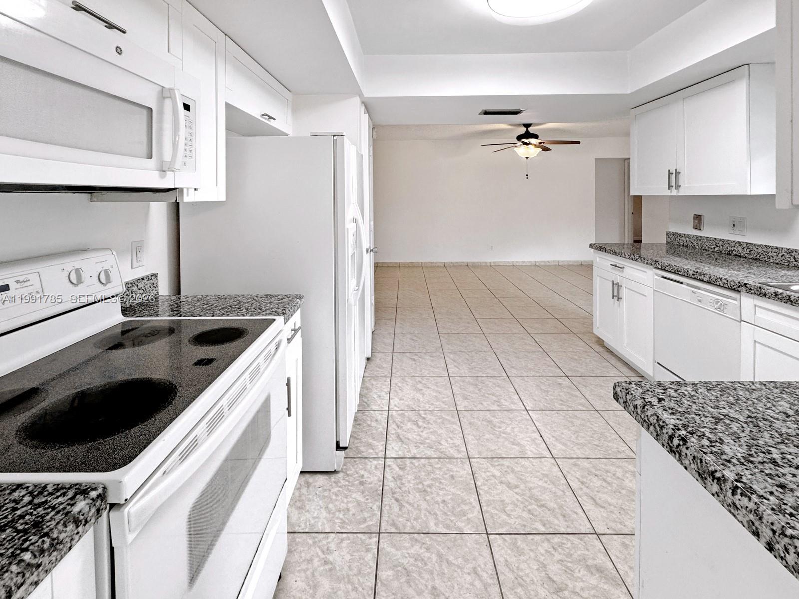 RAINBOW MIRAMAR - Residential