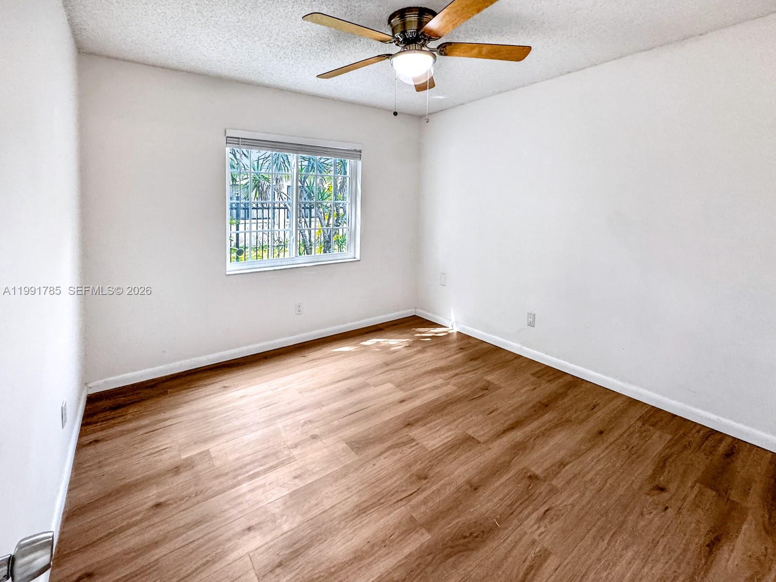 RAINBOW MIRAMAR - Residential