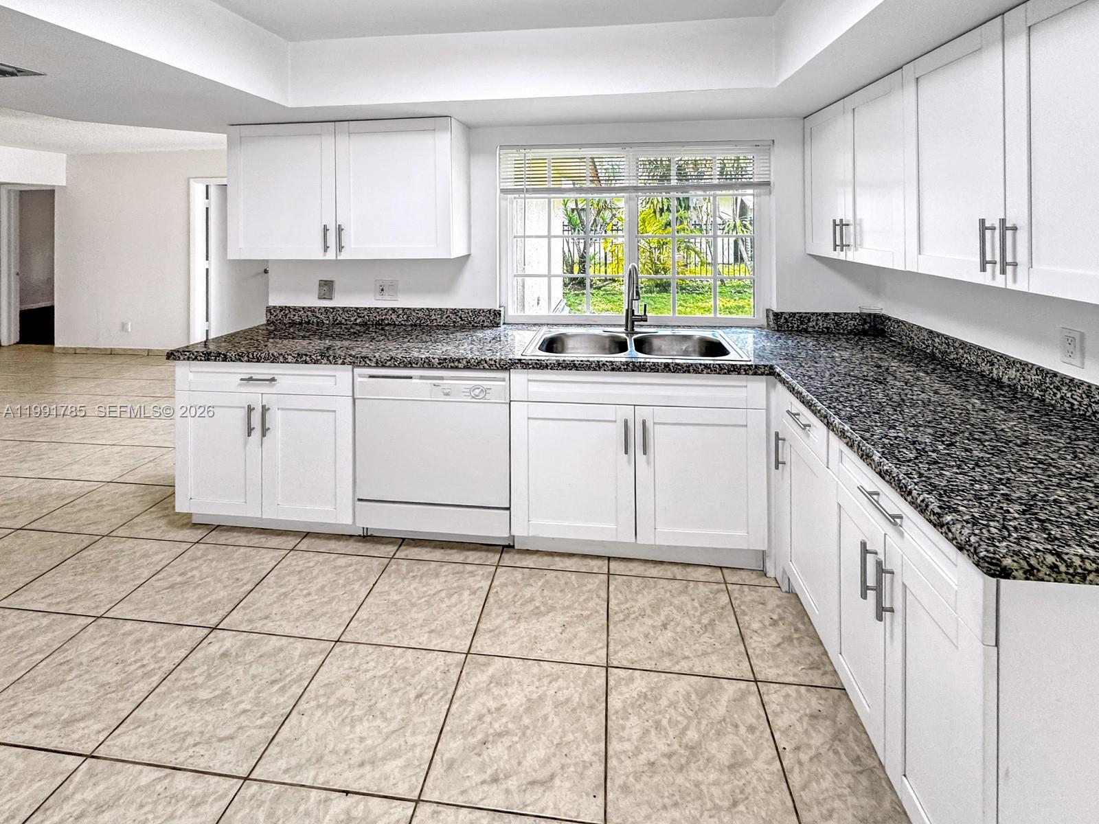 RAINBOW MIRAMAR - Residential