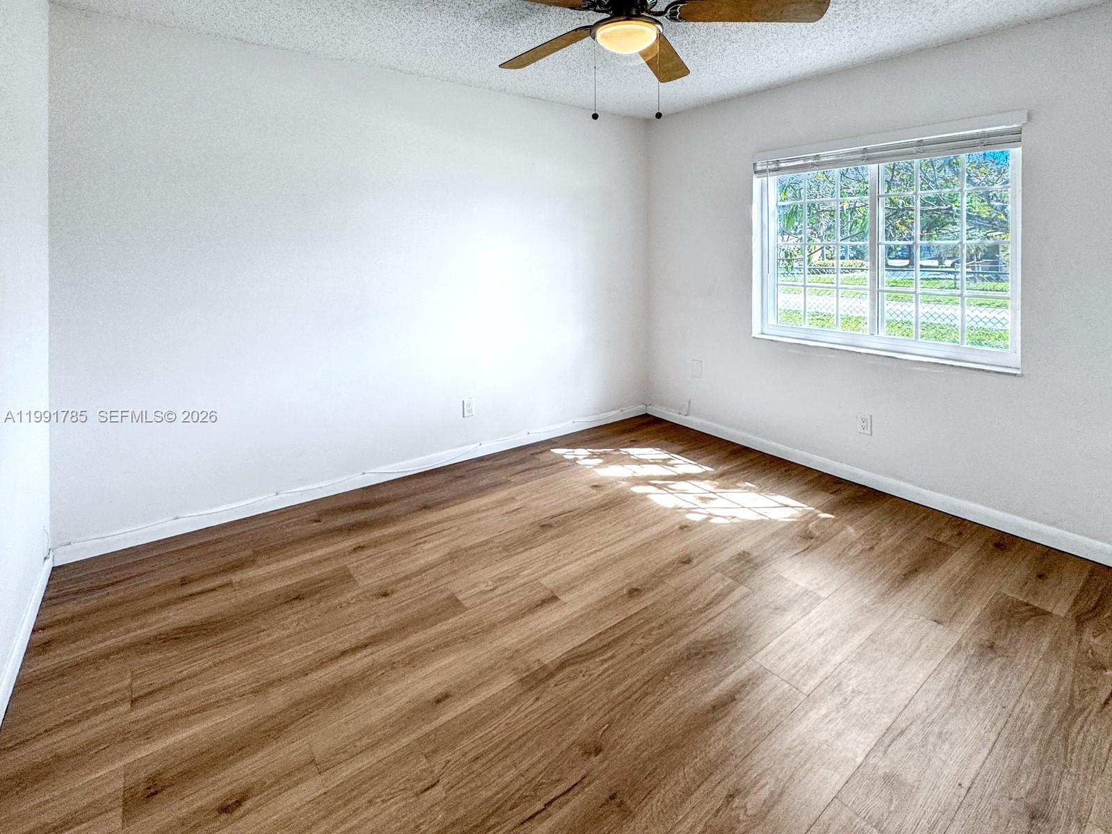 RAINBOW MIRAMAR - Residential