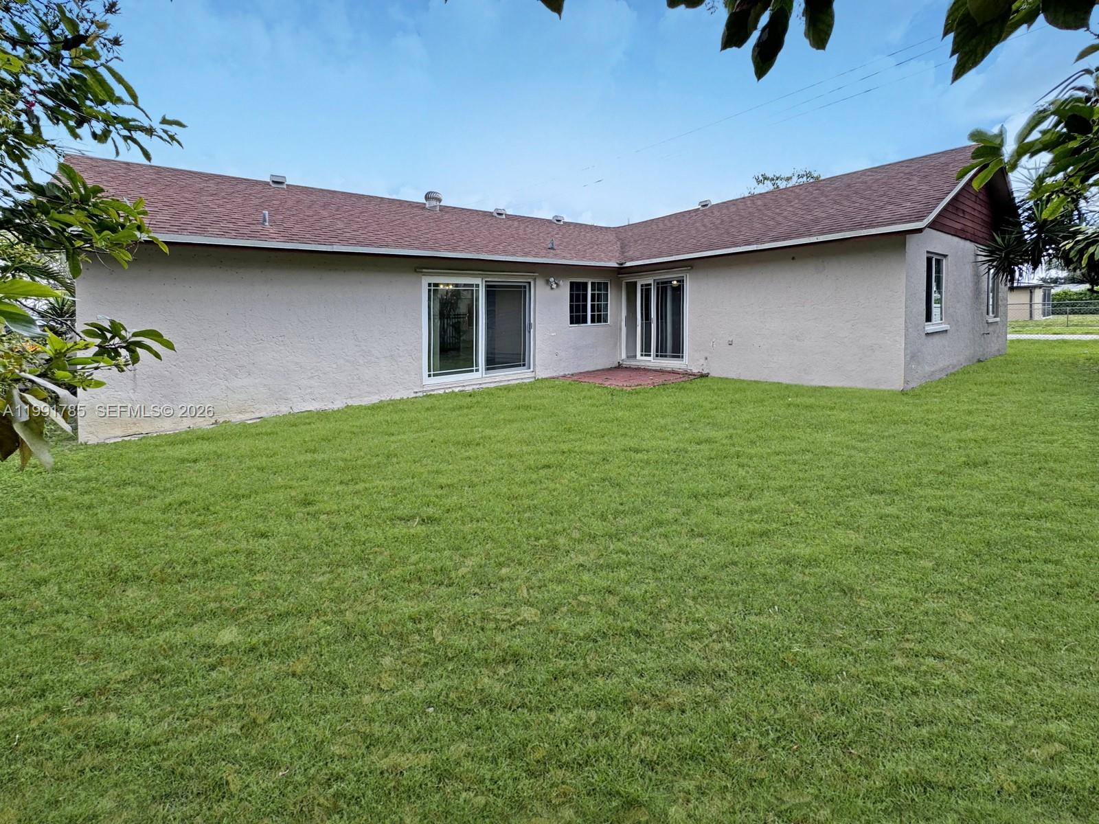 RAINBOW MIRAMAR - Residential