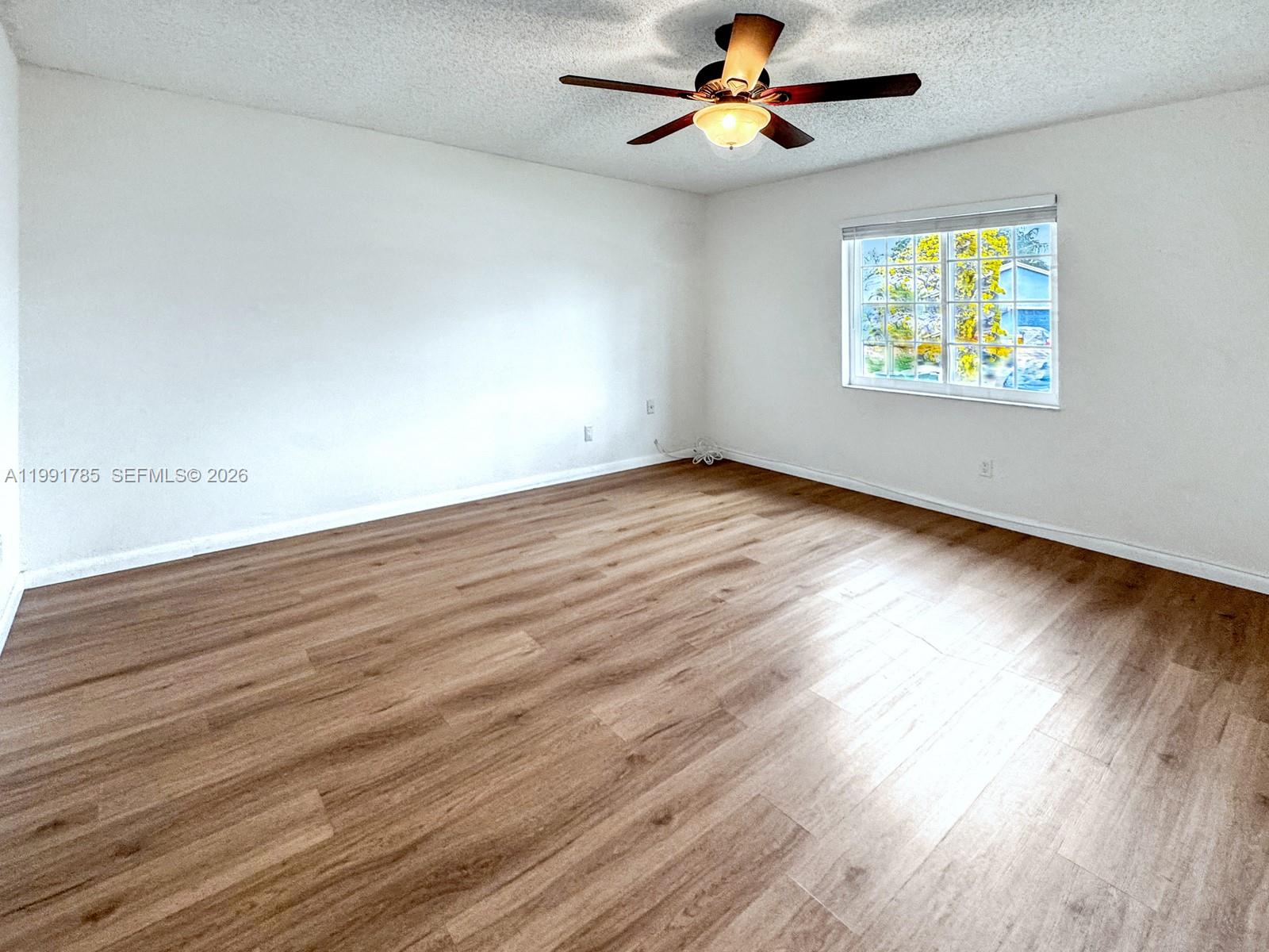 RAINBOW MIRAMAR - Residential