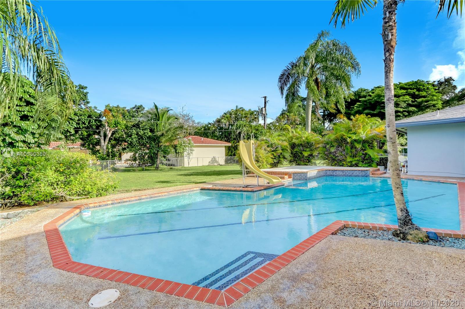 BRIAN OAKS - Residential