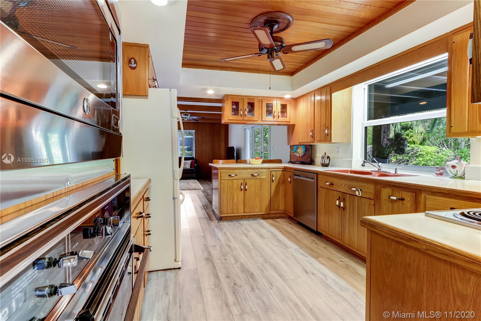 BRIAN OAKS - Residential