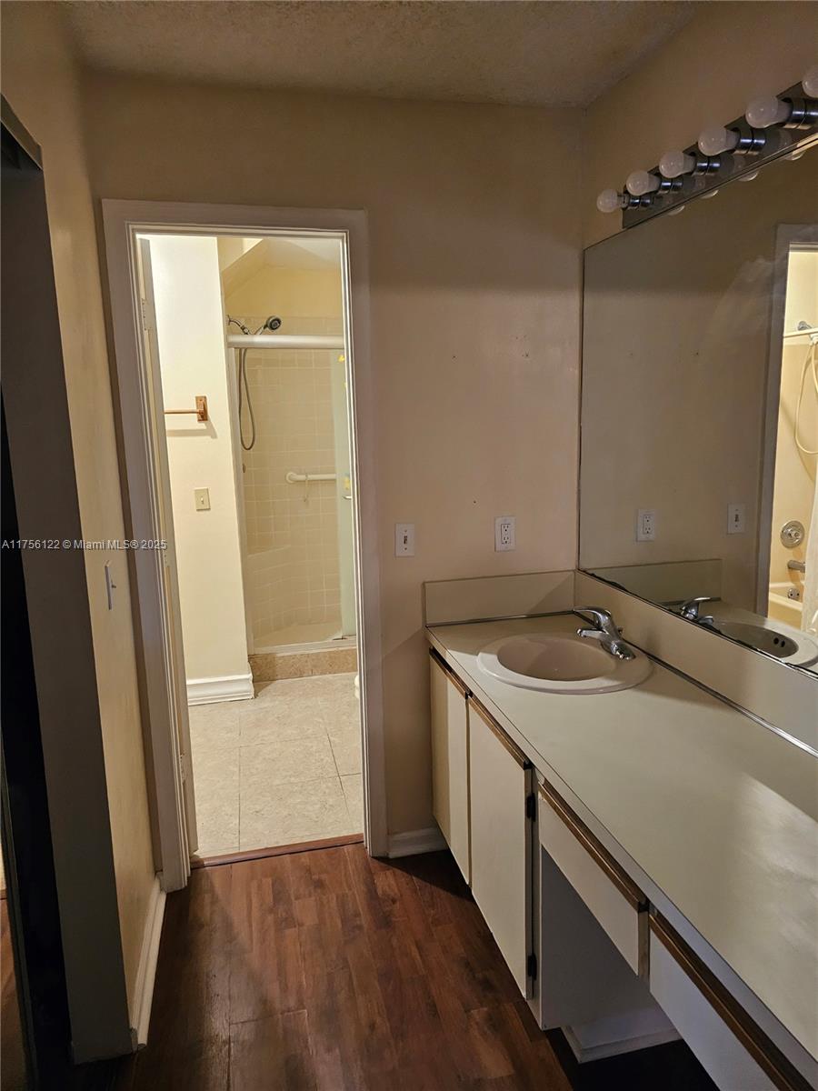 COLLINWOOD HEIGHTS 4 - Residential