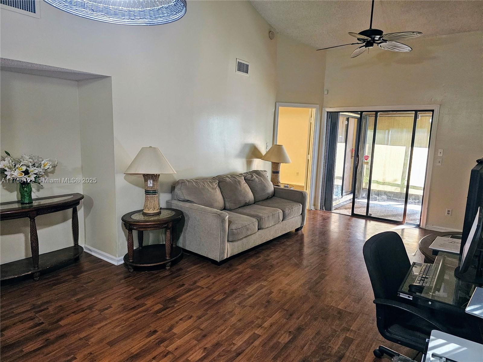 COLLINWOOD HEIGHTS 4 - Residential