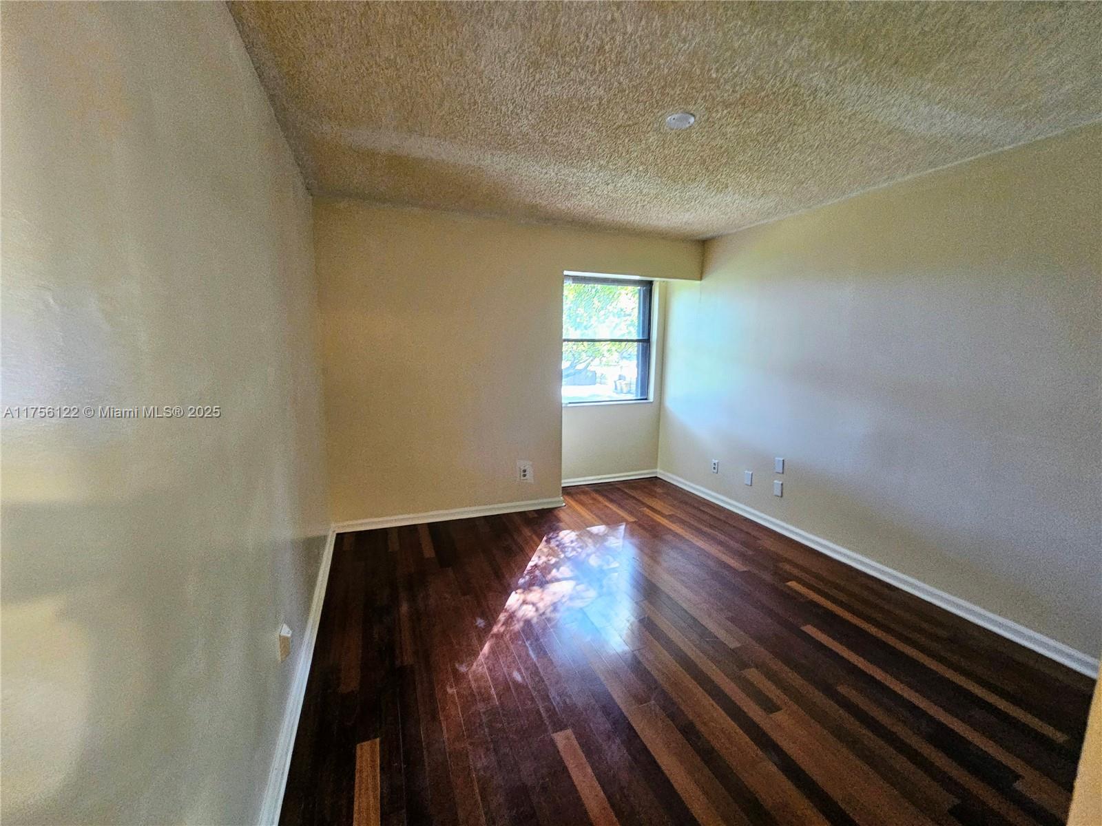 COLLINWOOD HEIGHTS 4 - Residential