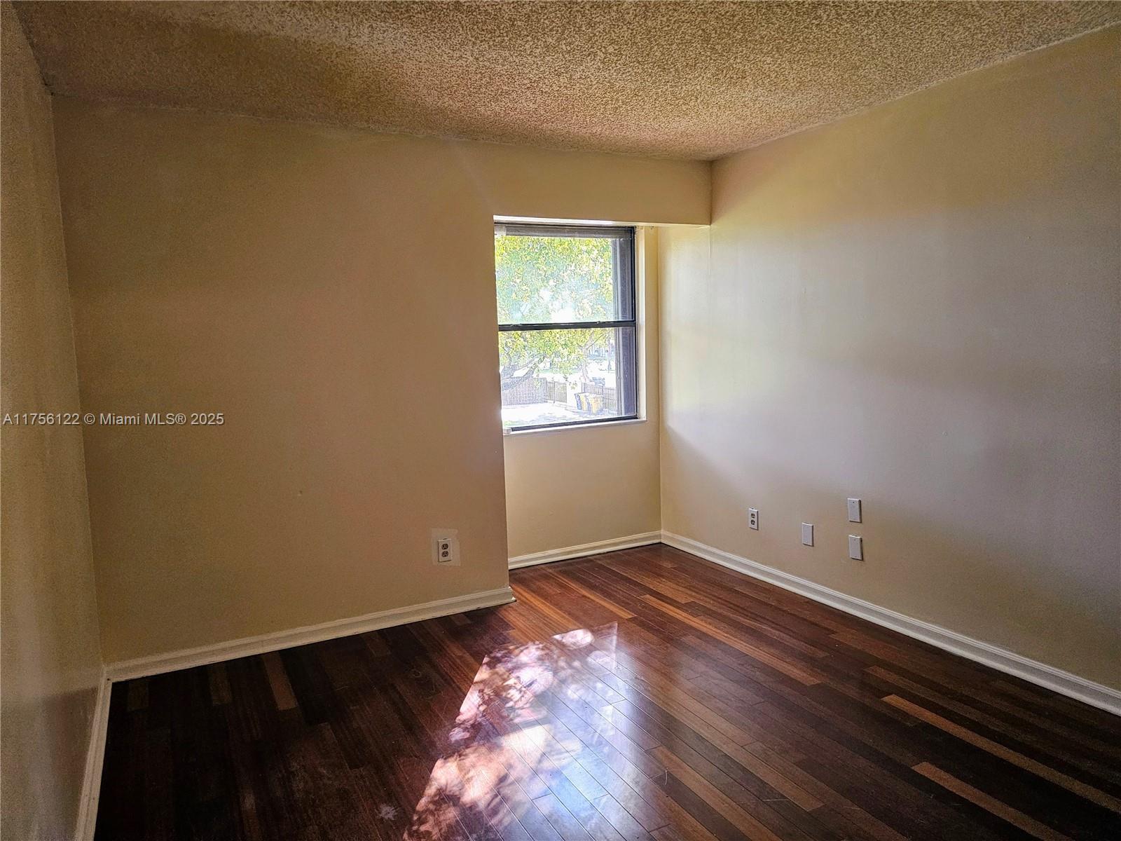 COLLINWOOD HEIGHTS 4 - Residential