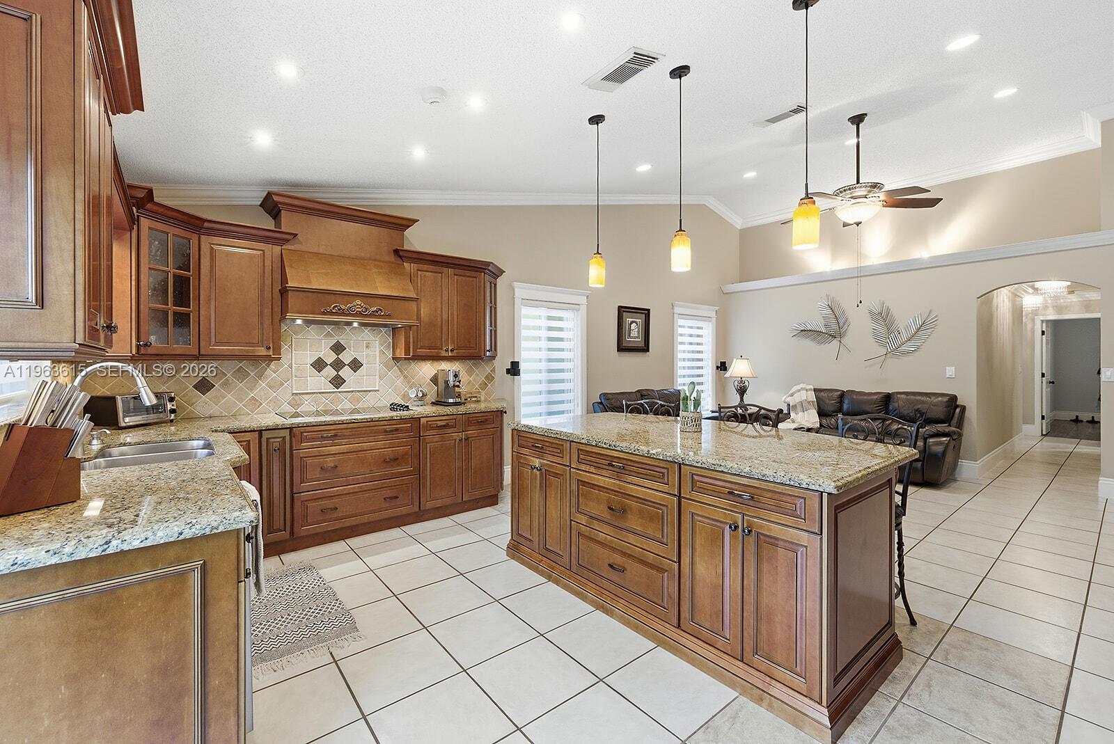 FLAMINGO ESTATES - Residential