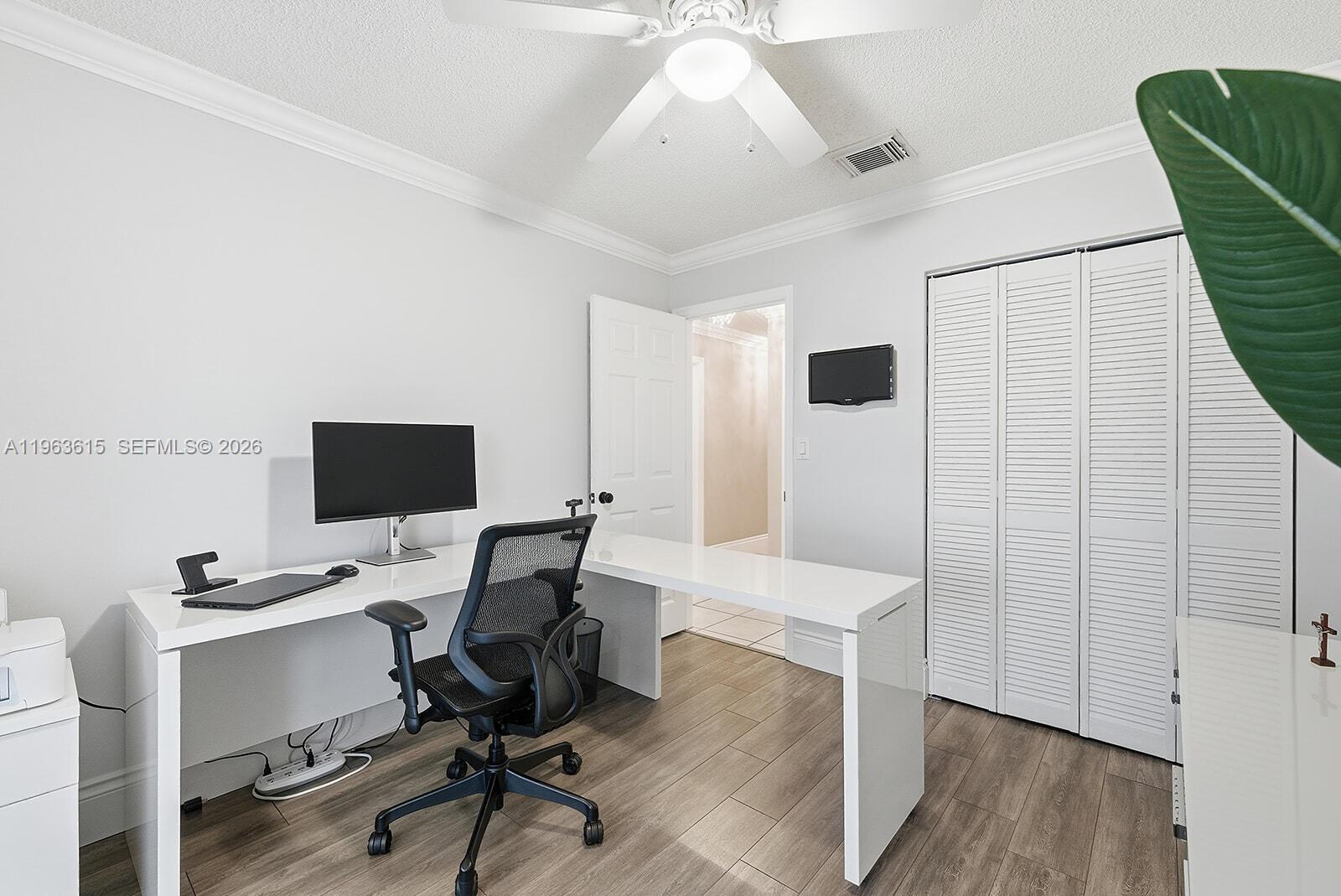 FLAMINGO ESTATES - Residential