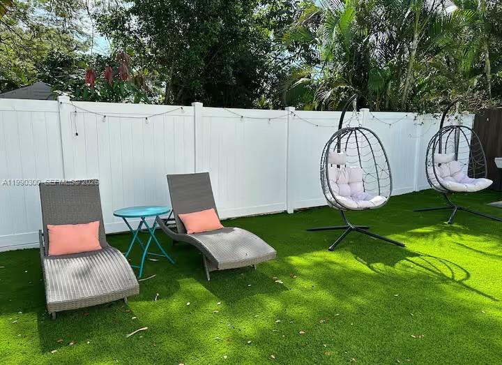 Lauderdale Gardens - Residential Income