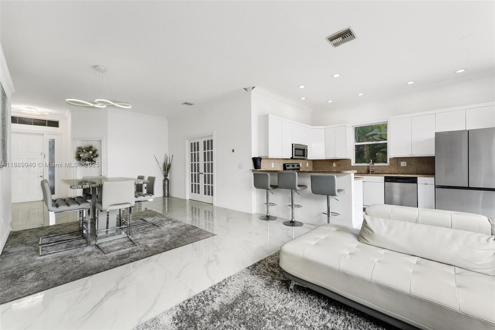 RIVIERA ISLES I - Residential