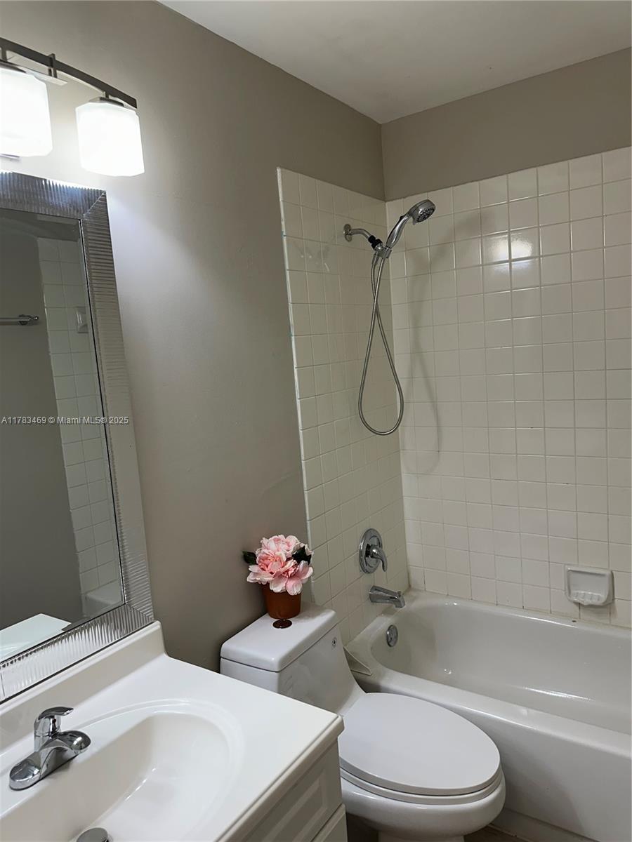 10135 W Sunrise Blvd 306