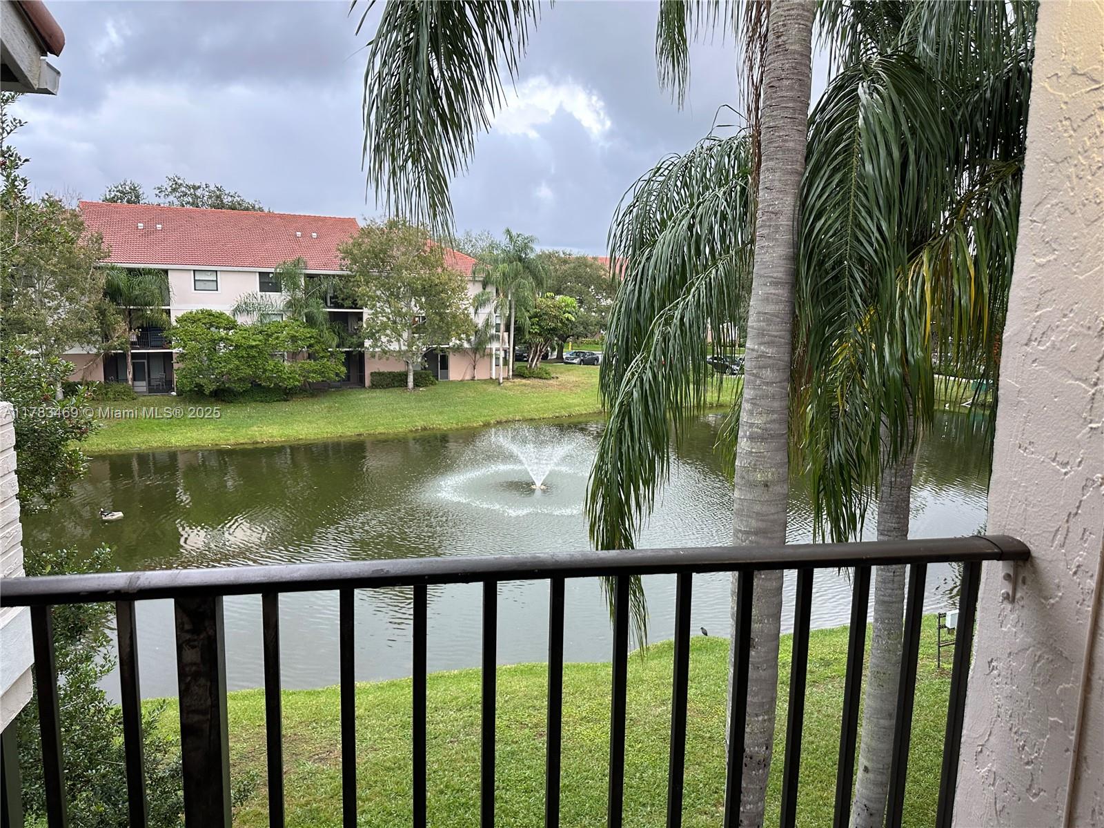 10135 W Sunrise Blvd 306, Plantation, Miami-Dade County, Florida - 2 Bedrooms  
2 Bathrooms - 