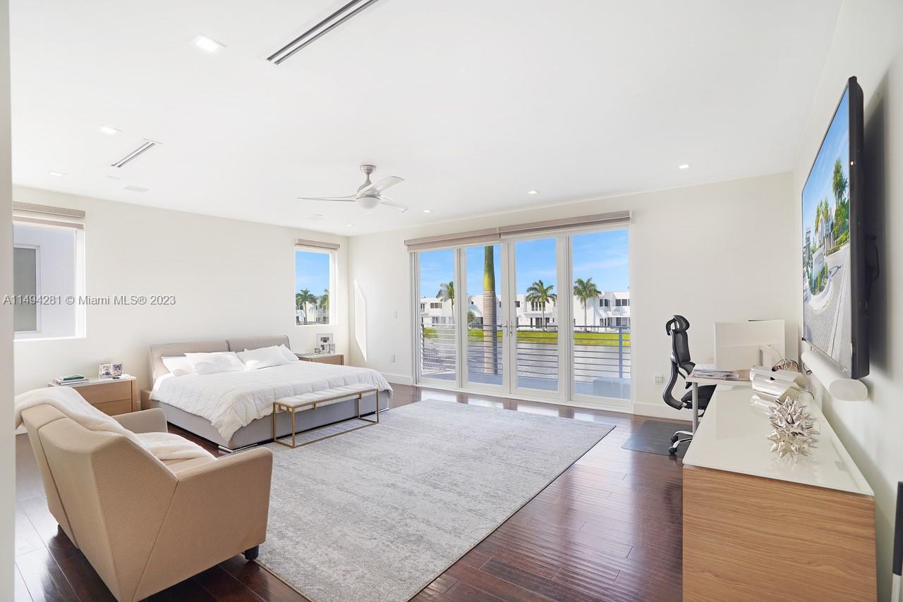 DORAL COMMONS RESIDENTIAL - Residential