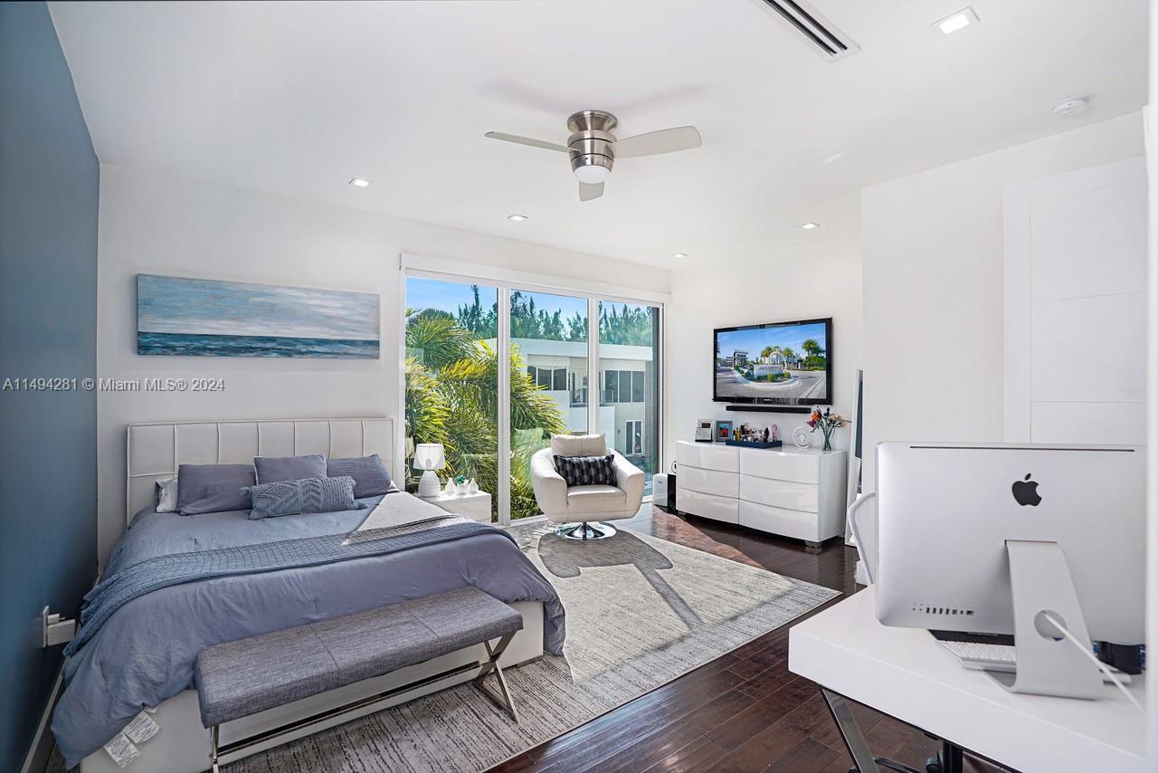 DORAL COMMONS RESIDENTIAL - Residential