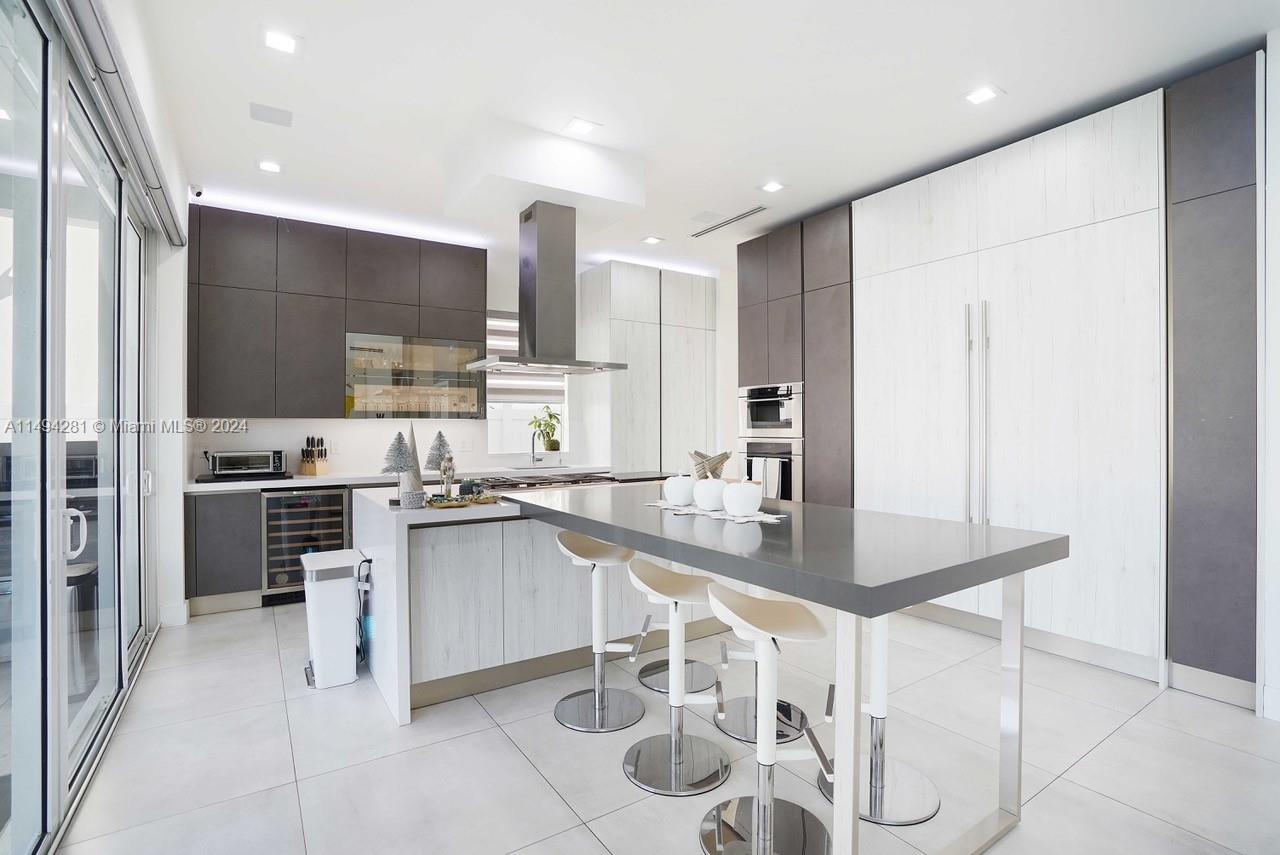 DORAL COMMONS RESIDENTIAL - Residential