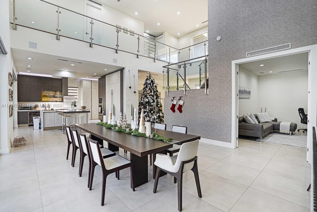 DORAL COMMONS RESIDENTIAL - Residential