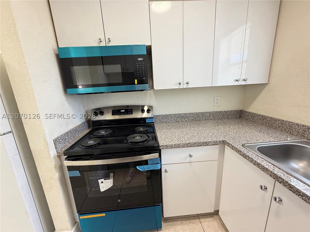 Photo of 333 NW 2nd Ave #5, Hallandale Beach, FL 33009 (MLS # A12070126)