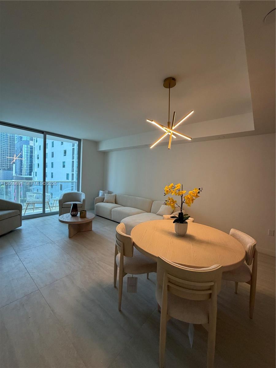 77 SE 5th street 1614