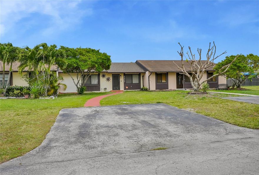 A Rare find in a highly sought-after Kendall neighborhood! This fully renovated 2BD/1BA Townhome is the opportunity you've been waiting for. With a brand new 1-year-old Roof, Impact Windows & Doors, and Stainless Steel Appliances, all the big ticket items are already done — just move in and enjoy!
The spacious Primary Bedroom boasts a large walk-in Closet, while the updated Bathroom showcases modern finishes throughout. A versatile second Bedroom gives you the flexibility to create the perfect home office, playroom, or guest space. Step outside and soak up the Florida lifestyle on your private covered terrace — ideal for morning coffee or weekend entertaining.
Kendall buyers know how rarely these homes hit the market. Located close to top-rated schools, premier shopping, dining, major highways, and everything Miami has to offer, this townhome delivers the perfect blend of comfort, style, and unbeatable location.
First-time buyers & investors — this one is a must-see. Don't let someone else call this home. Schedule your private showing today!