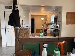 BRENTWOOD TOWNHOUSE 4 CON - Residential