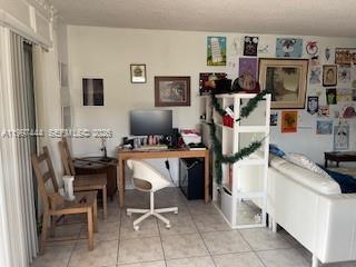 BRENTWOOD TOWNHOUSE 4 CON - Residential