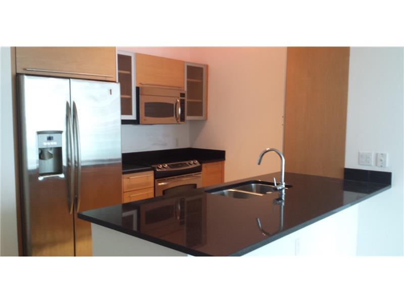 THE PLAZA 851 BRICKELL CO - Residential Lease